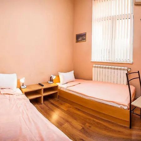 Ivani Guestrooms *
