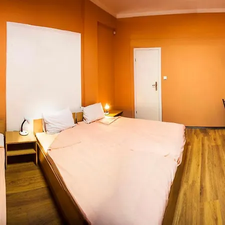 Ivani Guestrooms